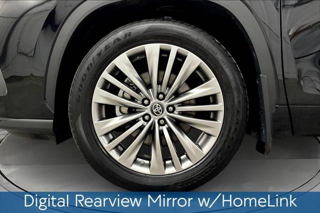 used 2022 Toyota Highlander car, priced at $47,023