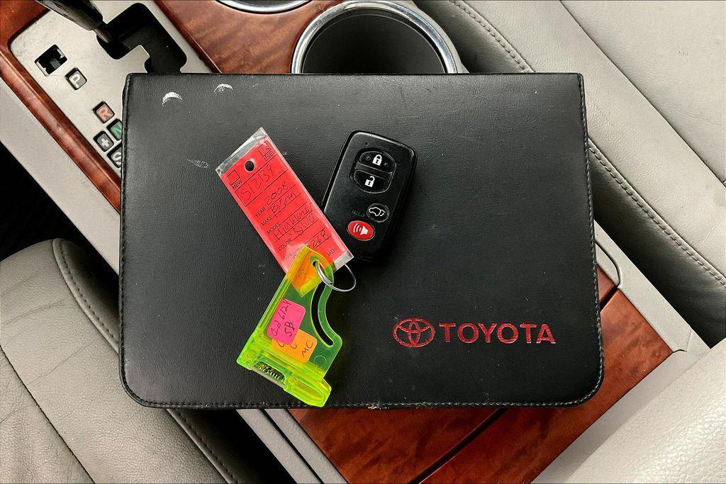 used 2008 Toyota Highlander car, priced at $10,897