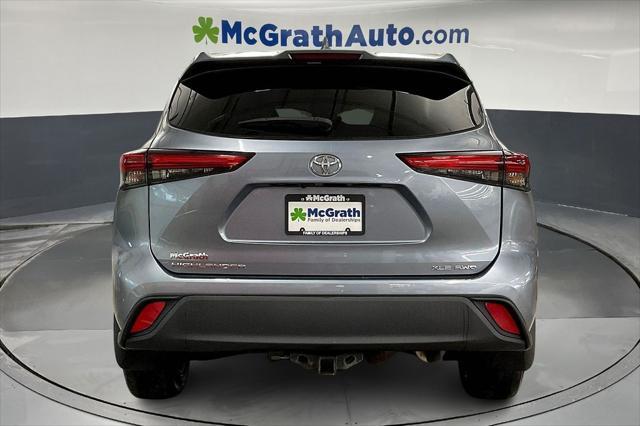 used 2021 Toyota Highlander car, priced at $32,734