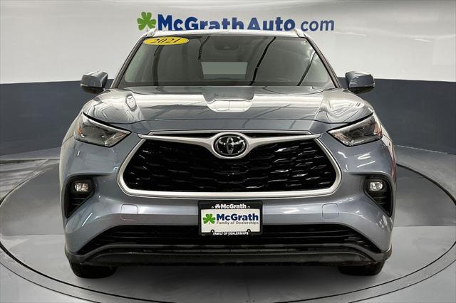 used 2021 Toyota Highlander car, priced at $32,734