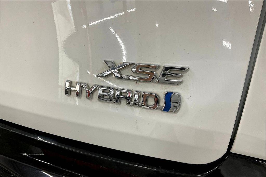 used 2023 Toyota Sienna car, priced at $42,072