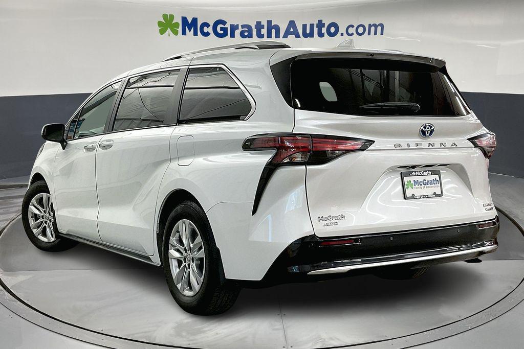 used 2022 Toyota Sienna car, priced at $33,500