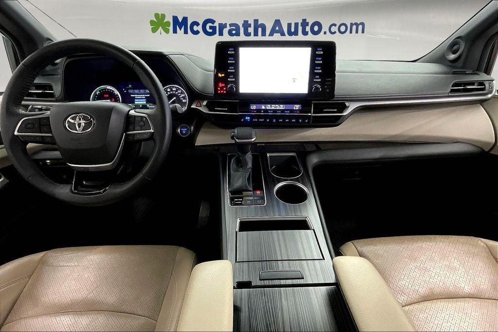 used 2022 Toyota Sienna car, priced at $33,500