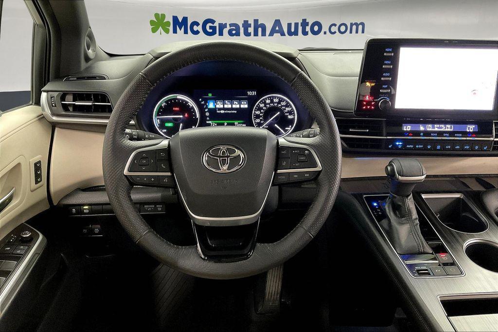 used 2022 Toyota Sienna car, priced at $33,500