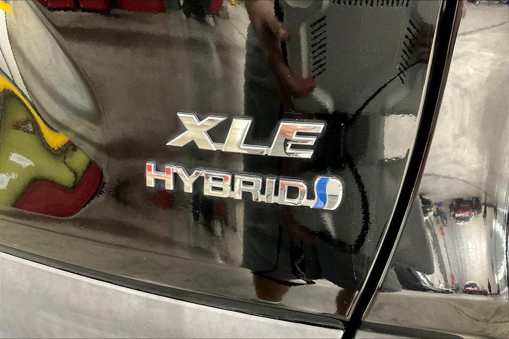 used 2022 Toyota RAV4 Hybrid car, priced at $32,086