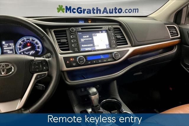 used 2019 Toyota Highlander car, priced at $28,083