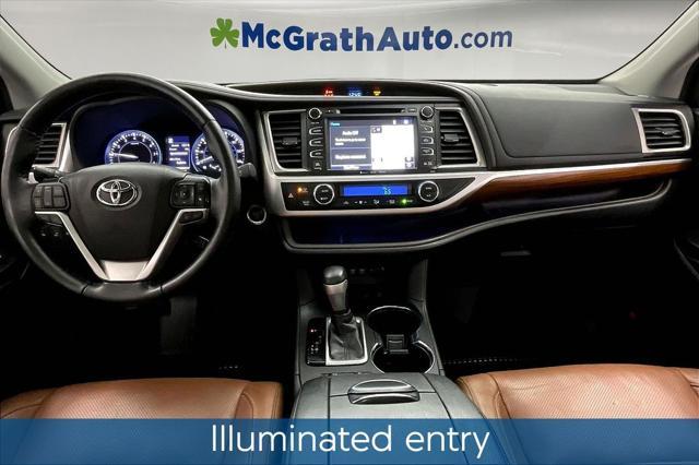 used 2019 Toyota Highlander car, priced at $28,083