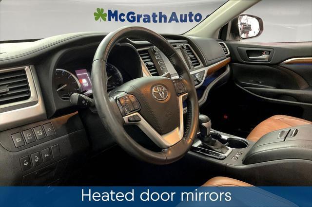 used 2019 Toyota Highlander car, priced at $28,083