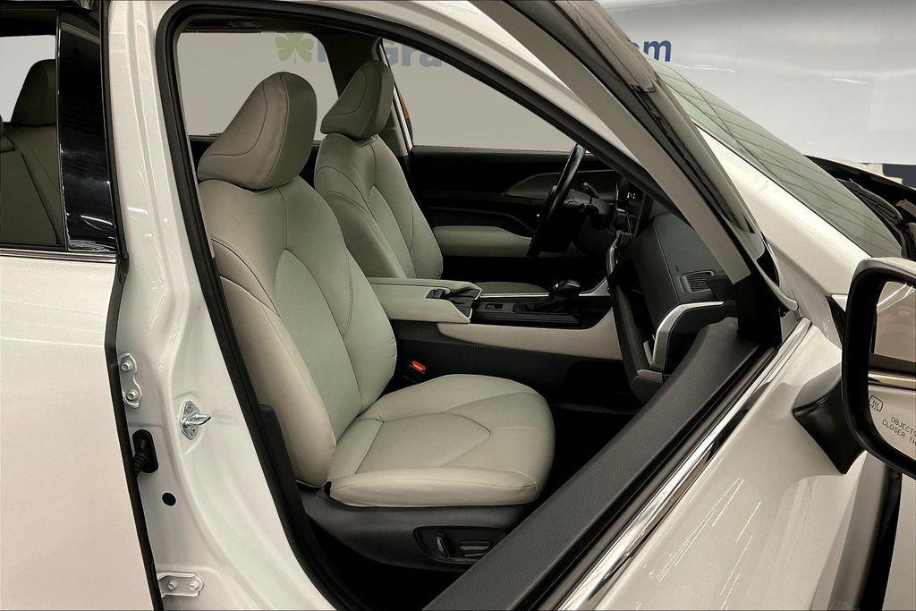 used 2024 Toyota Grand Highlander car, priced at $41,666