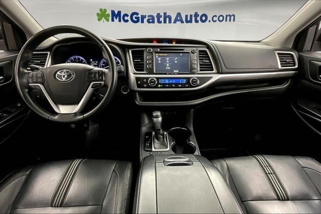 used 2018 Toyota Highlander car, priced at $27,441