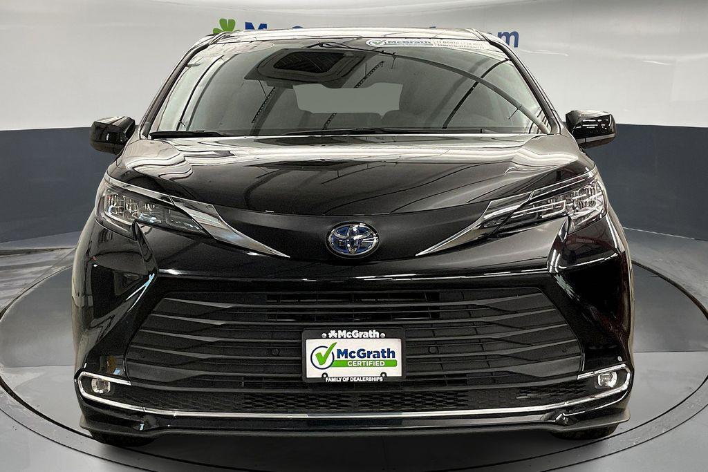used 2021 Toyota Sienna car, priced at $42,165
