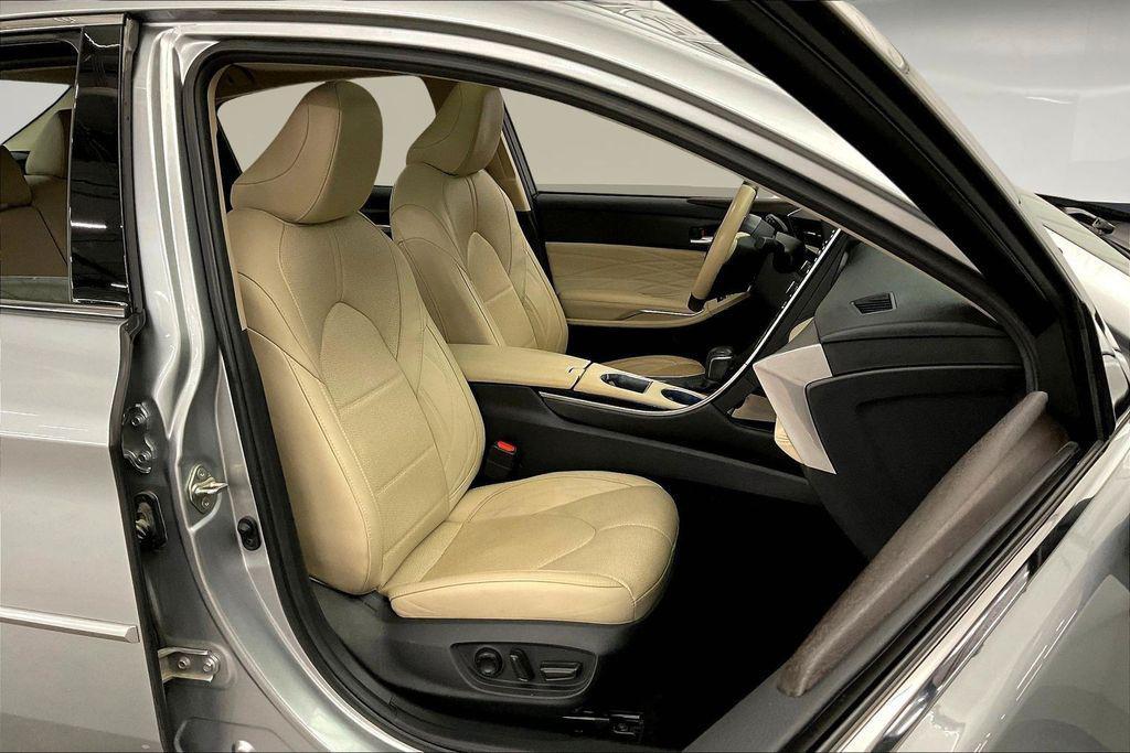 used 2020 Toyota Avalon Hybrid car, priced at $23,994
