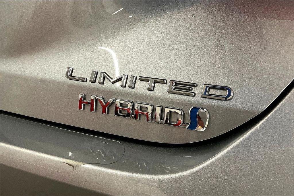 used 2020 Toyota Avalon Hybrid car, priced at $23,994