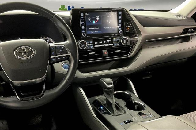 used 2021 Toyota Highlander Hybrid car, priced at $28,993