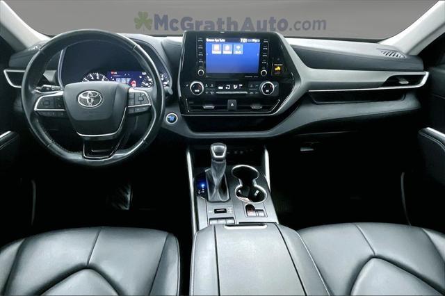 used 2021 Toyota Highlander car, priced at $34,445