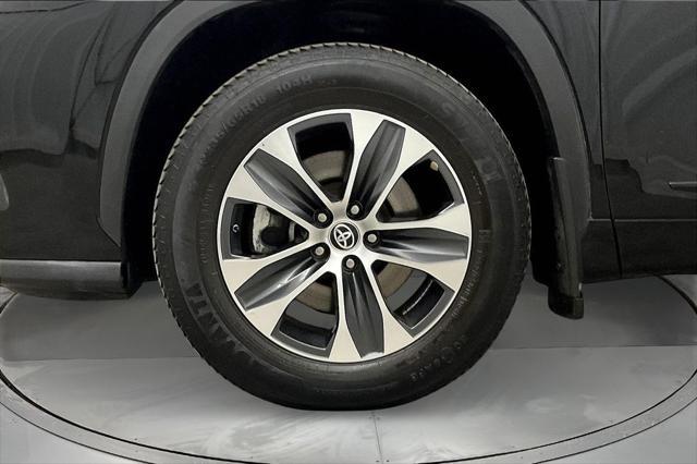 used 2021 Toyota Highlander car, priced at $34,445
