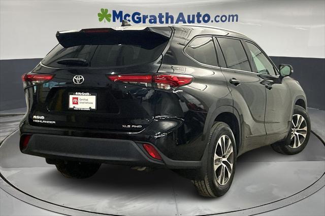 used 2022 Toyota Highlander car, priced at $38,340