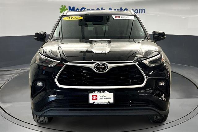 used 2022 Toyota Highlander car, priced at $38,340