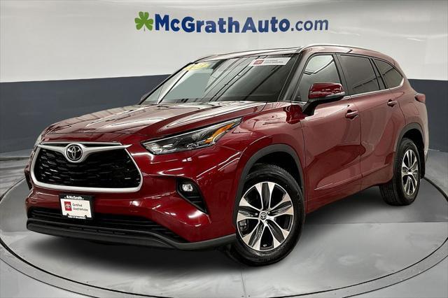 used 2023 Toyota Highlander car, priced at $41,625