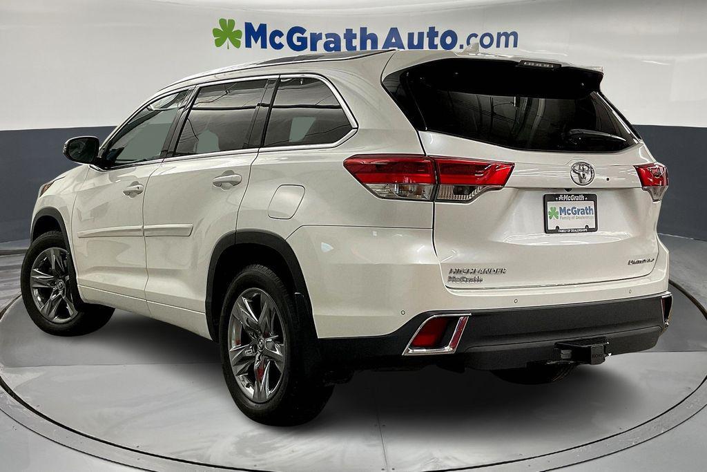 used 2019 Toyota Highlander car, priced at $29,885