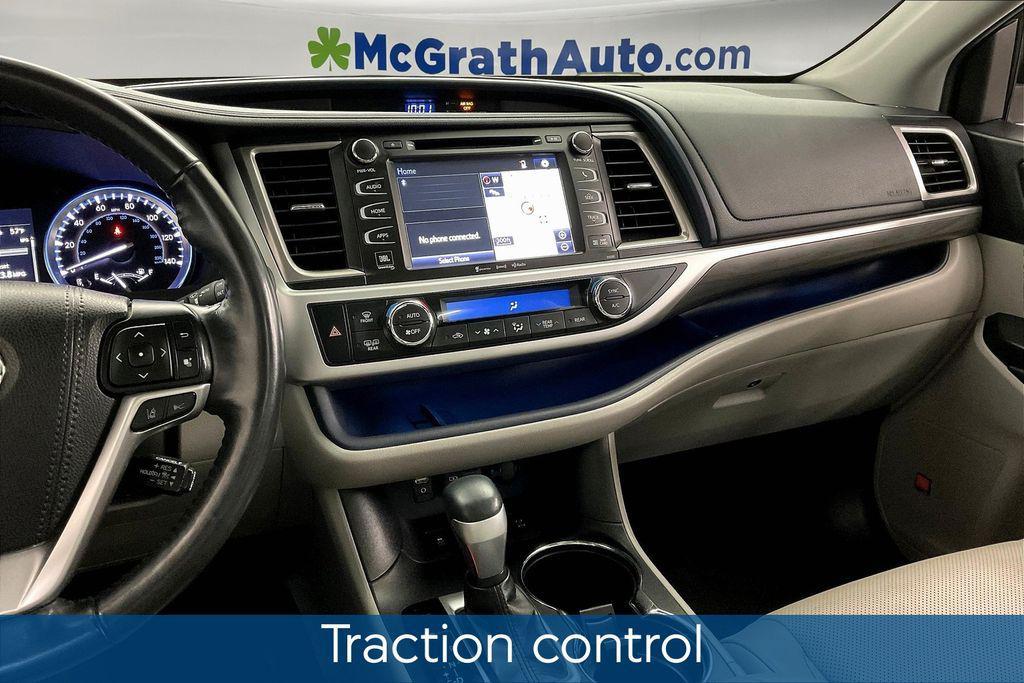 used 2019 Toyota Highlander car, priced at $29,885