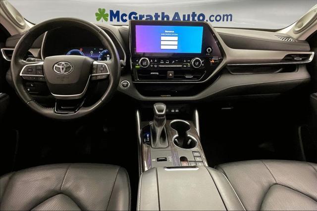 used 2023 Toyota Highlander Hybrid car, priced at $50,318