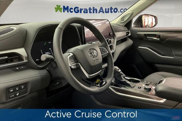 used 2024 Toyota Highlander car, priced at $54,239