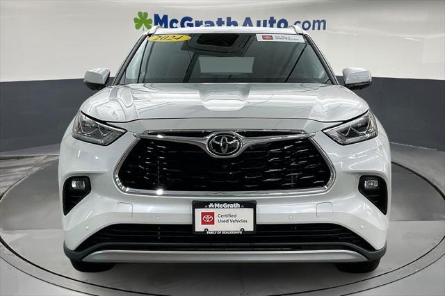 used 2024 Toyota Highlander car, priced at $54,239
