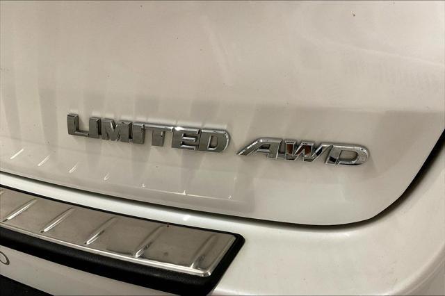 used 2019 Toyota Highlander car, priced at $33,339