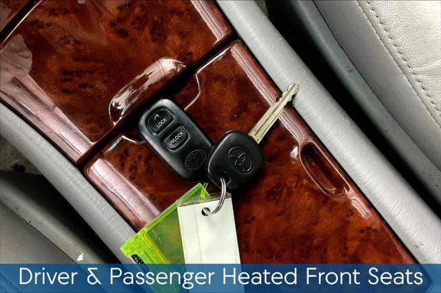 used 2007 Toyota Highlander Hybrid car, priced at $9,987