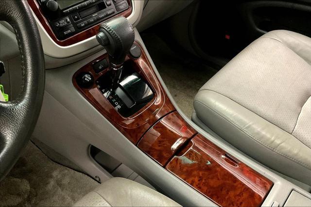 used 2007 Toyota Highlander Hybrid car, priced at $9,987