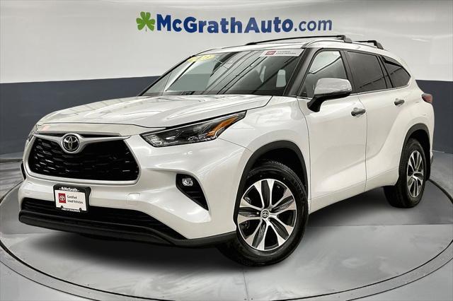 used 2023 Toyota Highlander car, priced at $43,459