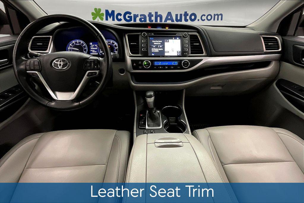 used 2019 Toyota Highlander car, priced at $27,742