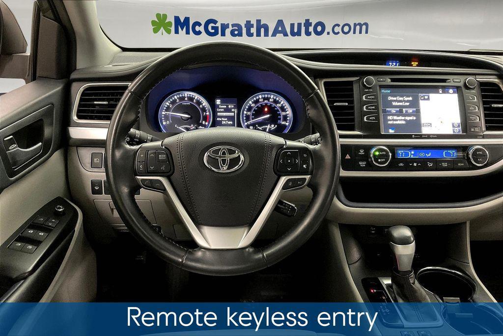 used 2019 Toyota Highlander car, priced at $27,742