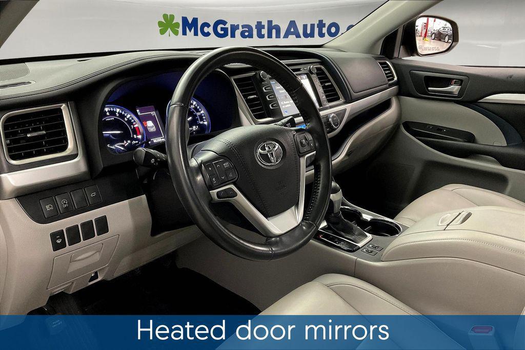 used 2019 Toyota Highlander car, priced at $27,742