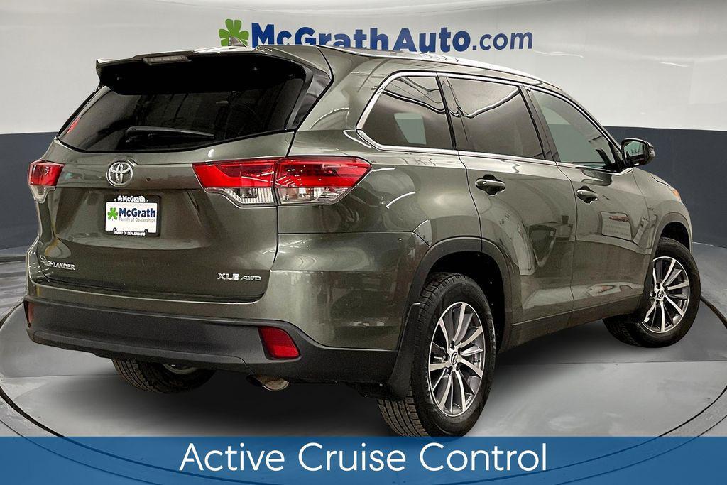 used 2019 Toyota Highlander car, priced at $27,742