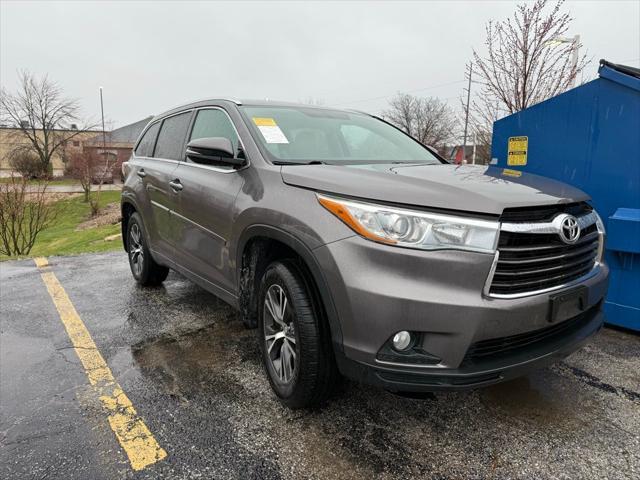 used 2016 Toyota Highlander car, priced at $18,711