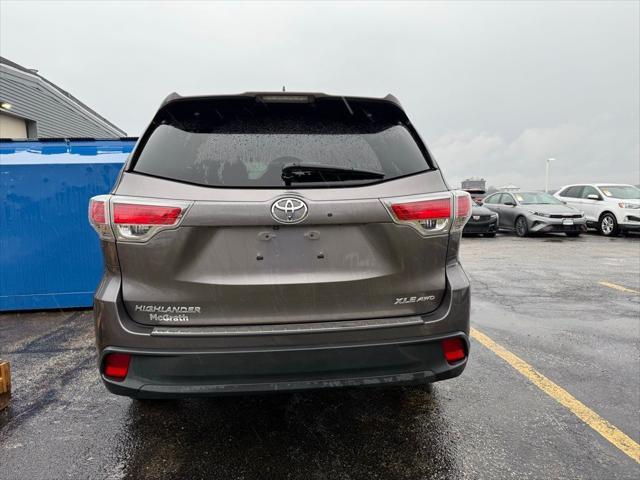 used 2016 Toyota Highlander car, priced at $18,711
