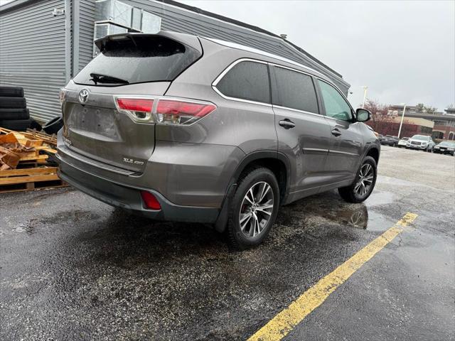 used 2016 Toyota Highlander car, priced at $18,711