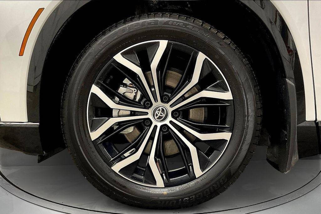 used 2025 Toyota Crown Signia car, priced at $45,800