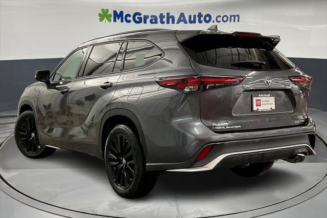 used 2024 Toyota Highlander car, priced at $48,123