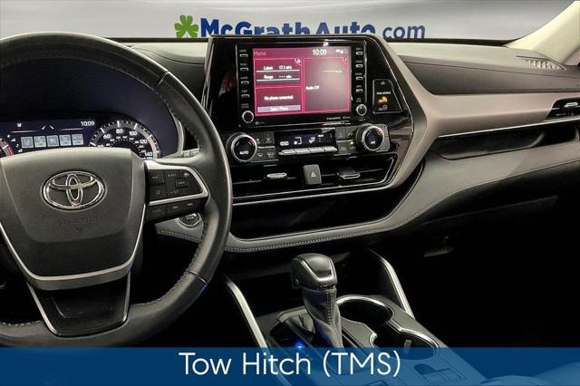used 2022 Toyota Highlander car, priced at $39,732