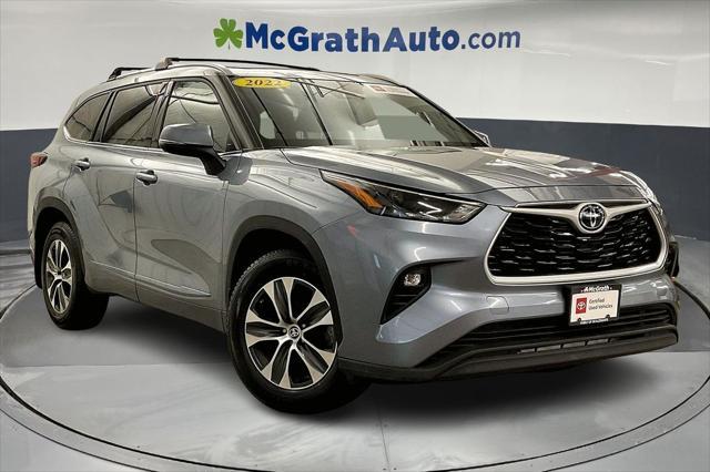 used 2022 Toyota Highlander car, priced at $37,710