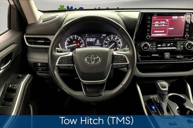 used 2022 Toyota Highlander car, priced at $37,710