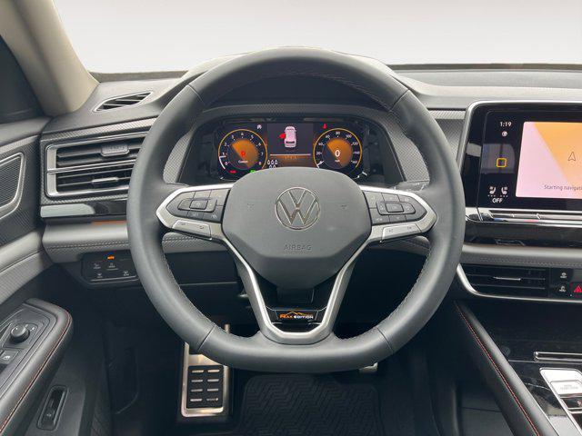 new 2025 Volkswagen Atlas car, priced at $49,306