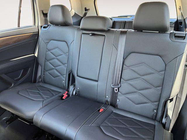 new 2025 Volkswagen Atlas car, priced at $47,115