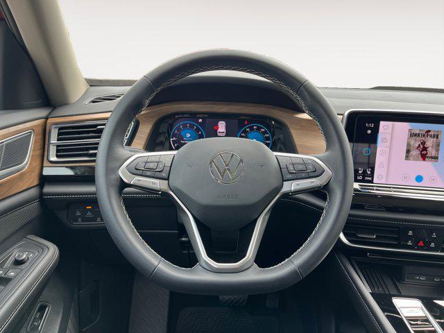 used 2025 Volkswagen Atlas car, priced at $40,996