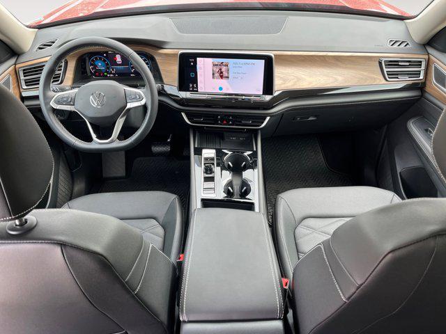 used 2025 Volkswagen Atlas car, priced at $40,996