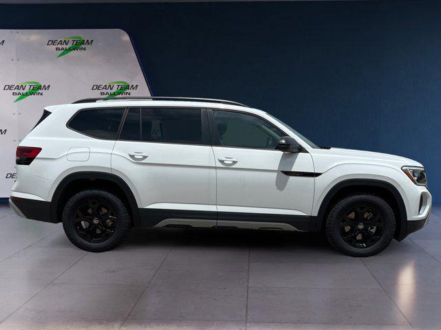 new 2025 Volkswagen Atlas car, priced at $39,806