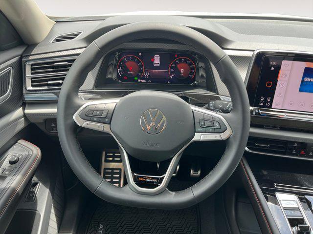 new 2025 Volkswagen Atlas car, priced at $39,806